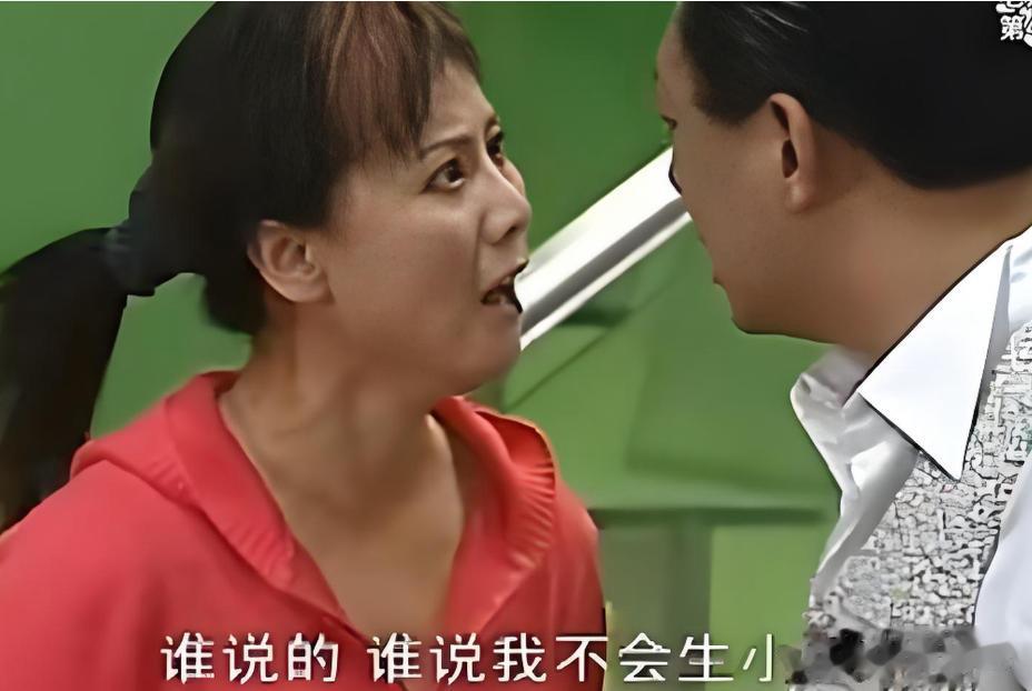 上海评弹名家倪迎春,和加拿大老公恩爱25年,年过60染发依然俏丽