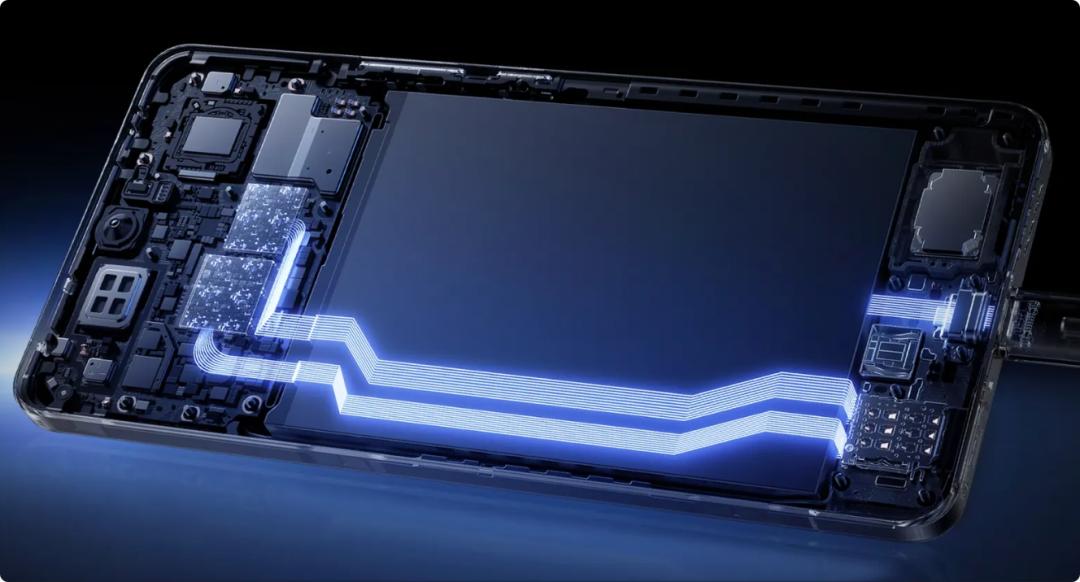 7800mAh+2K屏！真我GT8挑戰最強標準版，網友：來個長焦就完美了