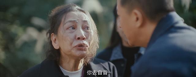 韩庚亡命途中与钟楚曦意外同框，这场面太刺激了！