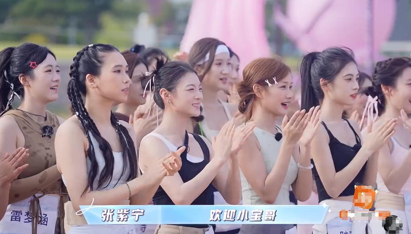 上梁不正下梁歪!成名后抛妻娶粉的宋小宝,如今下场真是大快人心