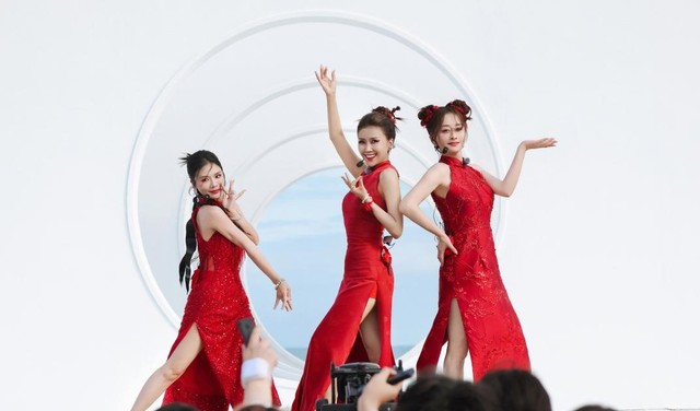 既不会唱歌，也不会跳舞，还自以为是，她上《浪姐6》干嘛来了？