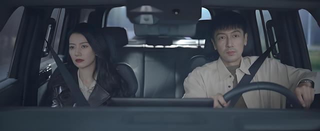 《绝密较量》爆雷点：杨光向工作对象赵亚苧透露侦查方向