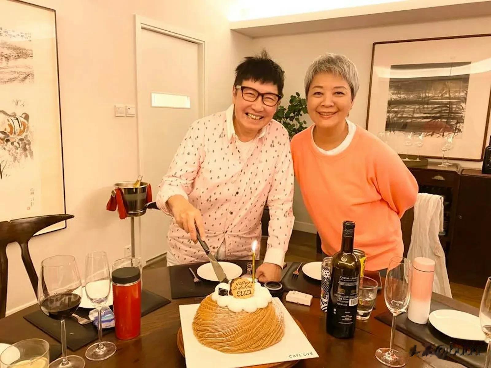 苏施黄霸凌争议未平 却继续旺社交 好友遍布香港娱乐圈