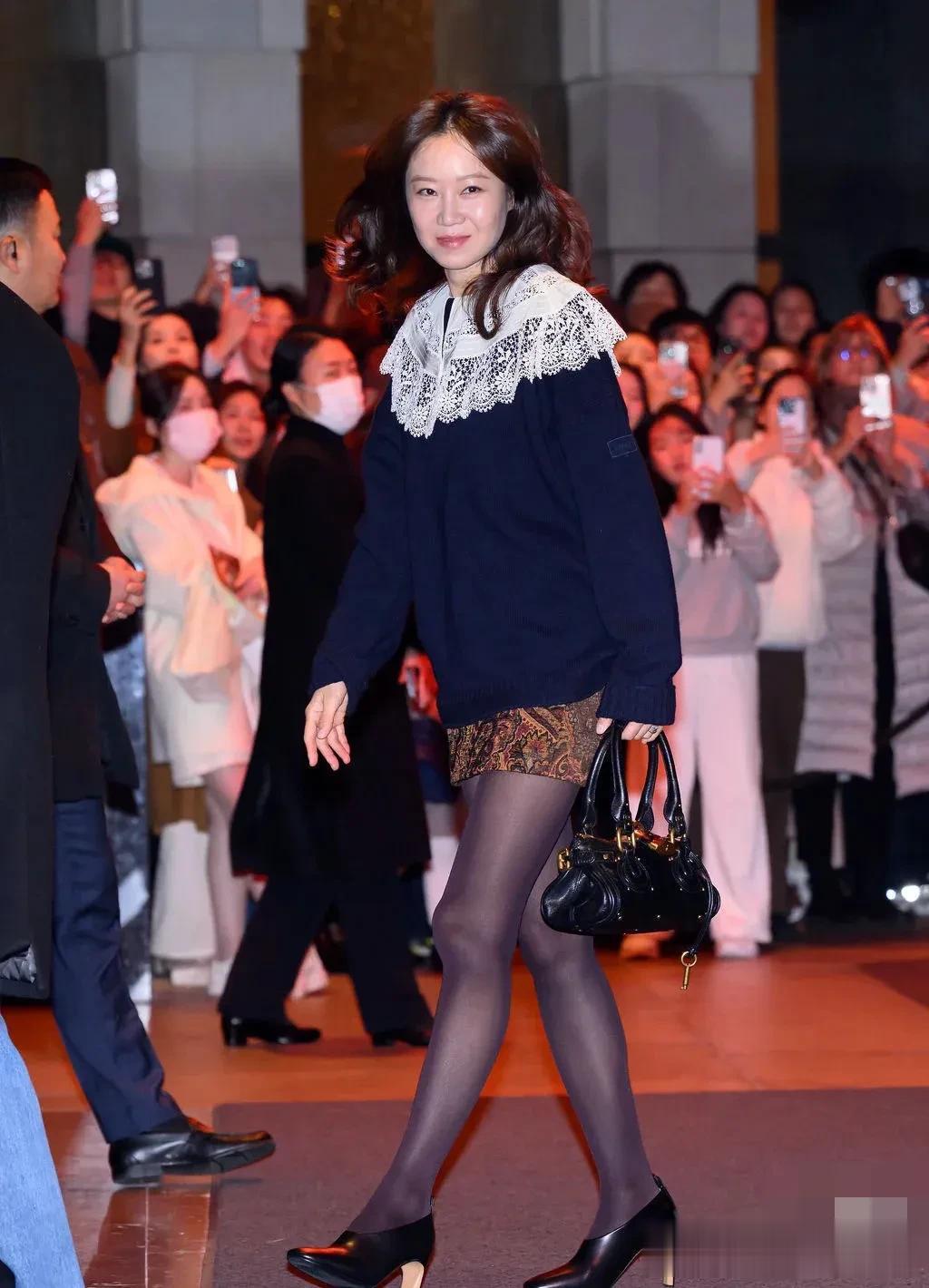 申敏儿金宇彬婚礼嘉宾：金泰梨李秉宪金泰亨，大半个娱乐圈都去了