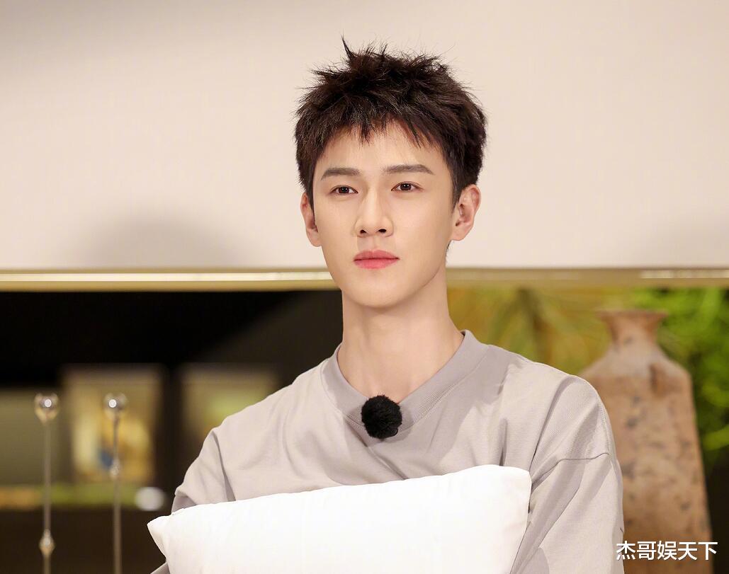 白鹿到底是偶像派还是实力派?《跑男》只用一个游戏就测出来了