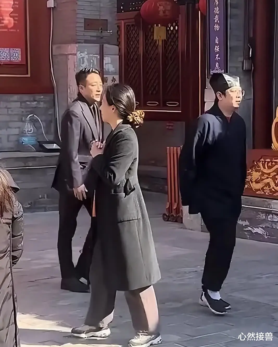 大S千万墓地曝光，就等具俊晔发话，汪小菲返回内地，或达成协议