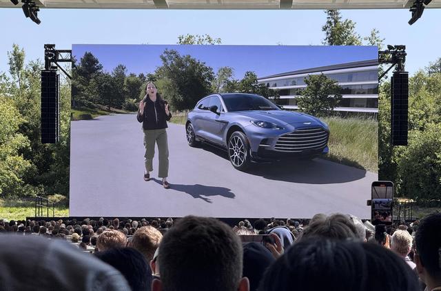 苹果发布全新 CarPlay!体验全面革新,还有一个 Ultra 版本