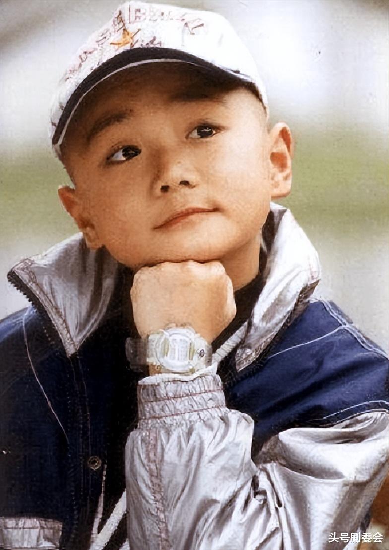 曹骏“拿长枪”在全网火了，尔冬升的评价，终于有人信了！