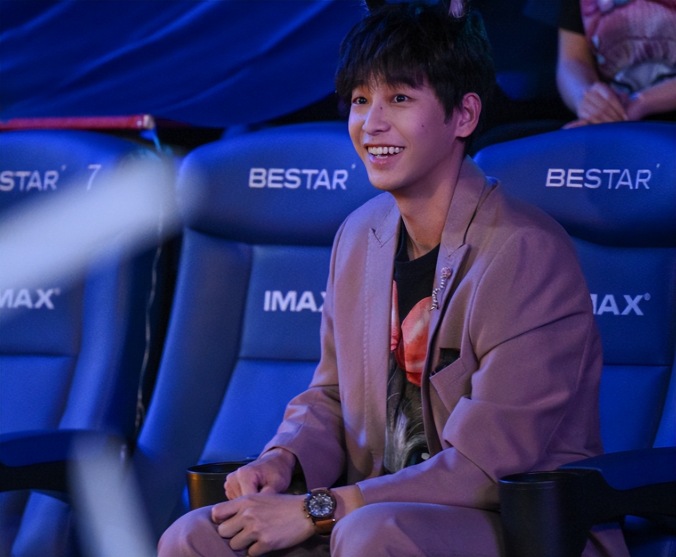 2025年跨年档，沈腾新片与阿凡达3争冠，《孤注一掷》续集或成为最大黑马