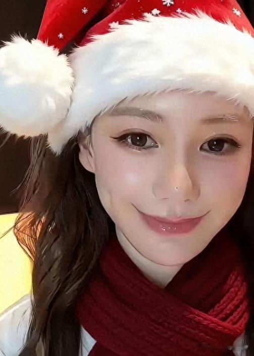 S妈又要睡不着了！圣诞节晒旧照博同情，一个细节暴露其内心想法