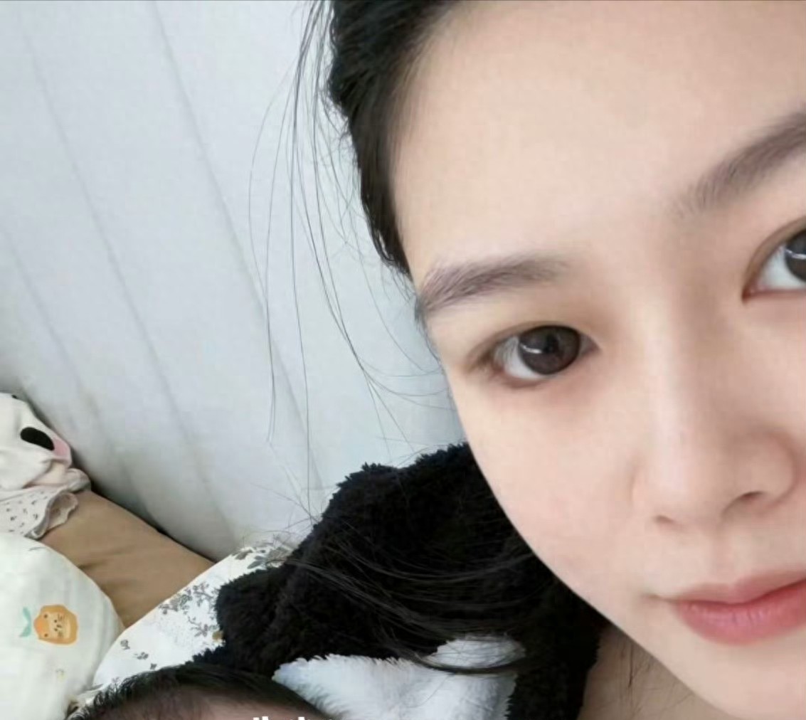 孩子妈妈指控称童锦程诱导删除聊天记录，试图销毁证据