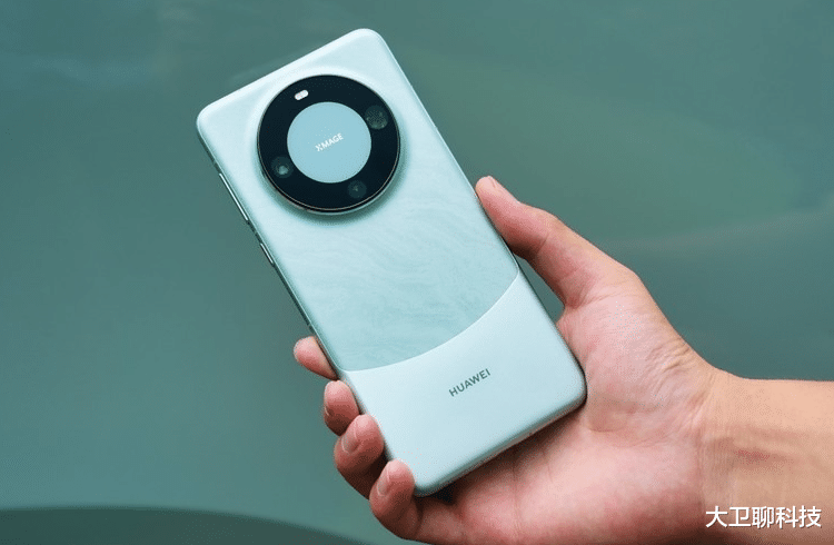 华为手机销量从2.41亿跌到2800万,与苹果份额差缩至5%