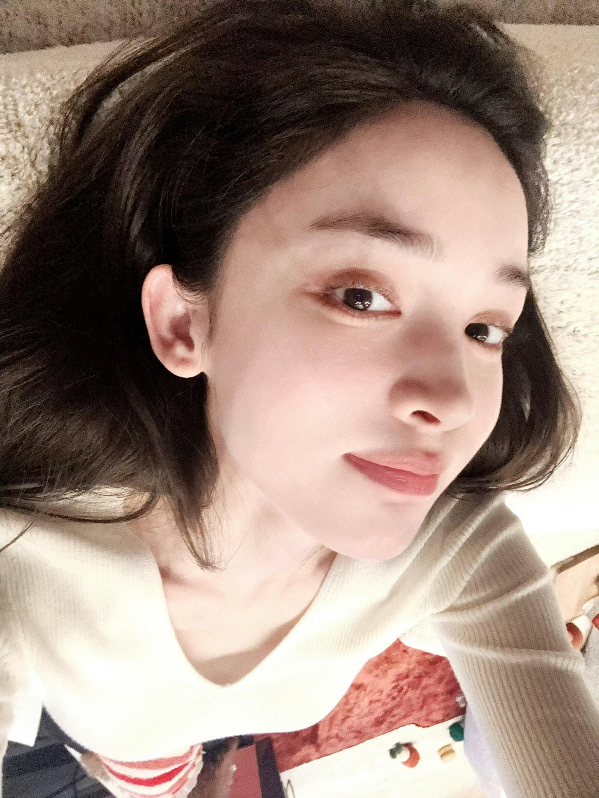 娜扎怼脸照,底子好无惧高清镜头