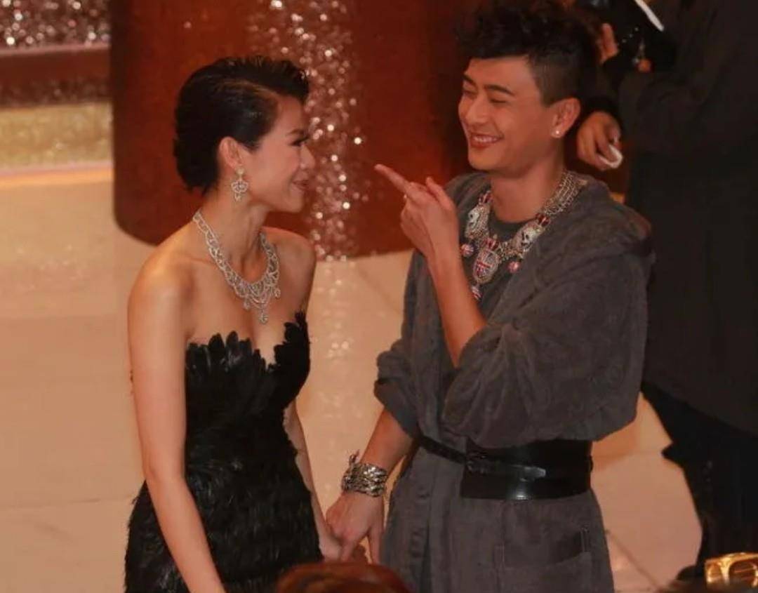 2026年刚开年，45岁黄宗泽再次官宣喜讯，撕开了胡杏儿仅剩的体面