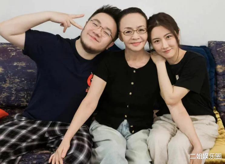 宋丹丹没想到,自己千辛万苦给巴图找的媳妇,竟狠狠“拿捏”了她