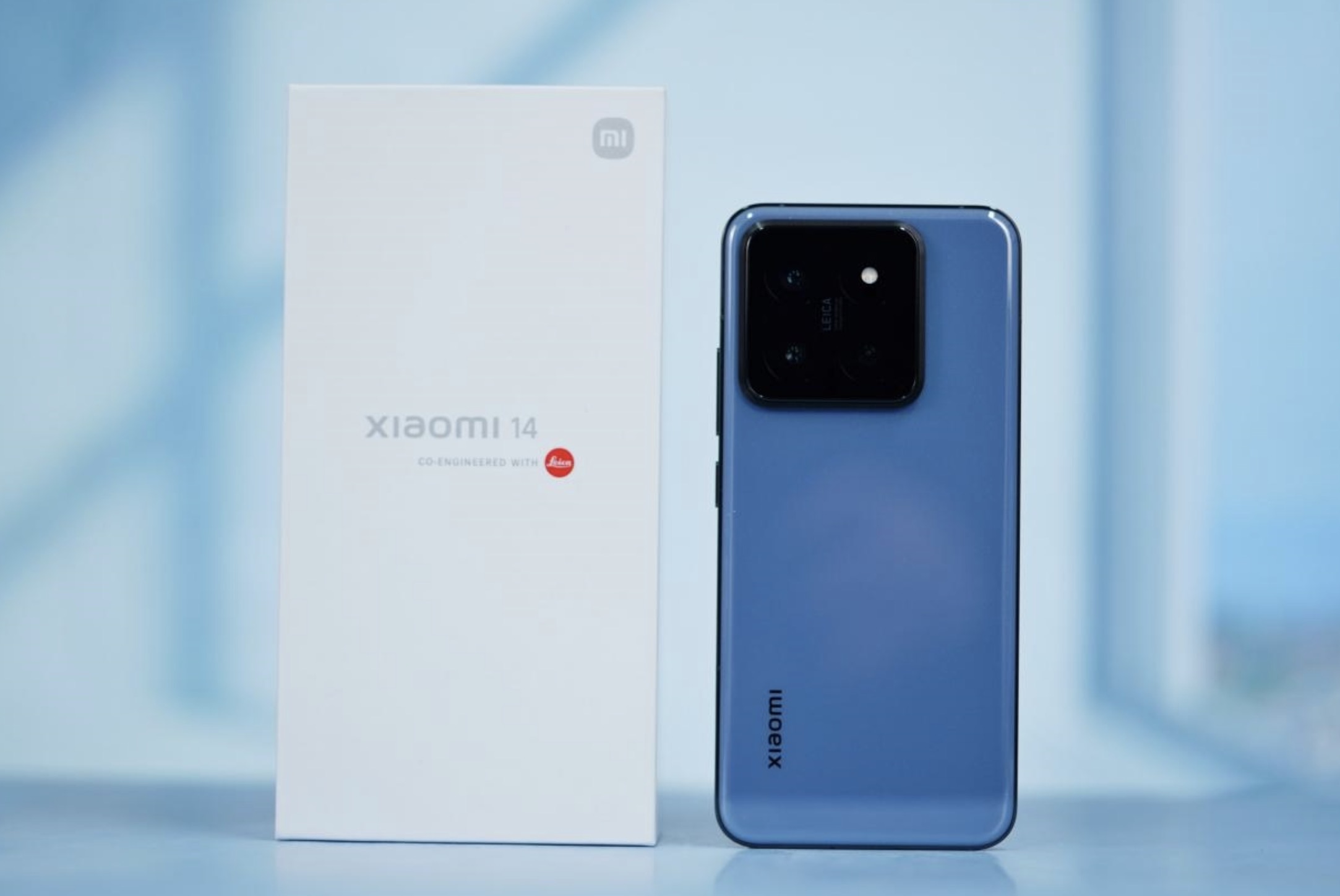 小米堅決清倉，16GB+1TB下跌2000元，驍龍8系+60倍變焦+無線充電