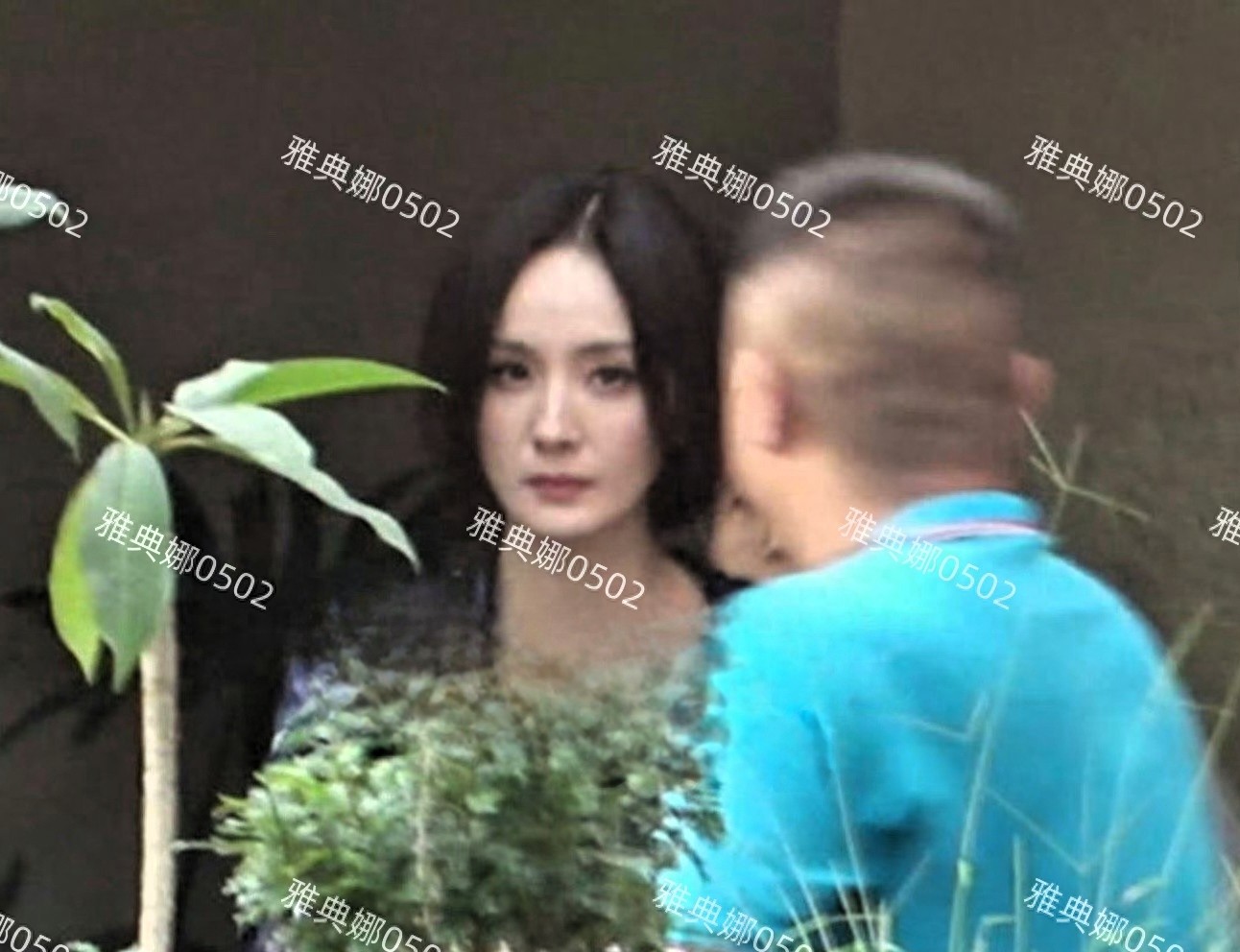 杨幂的演技被唱衰容貌也被嘲变老，但她生图很美竟然撞脸古力娜扎