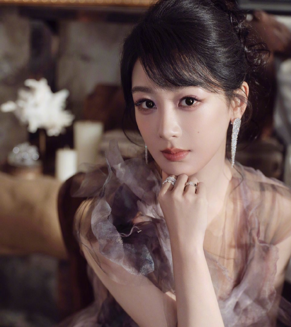 杨紫无缝进组？佘诗曼立遗嘱原因？昀牵孟绕假的？孙俪邓超关系？