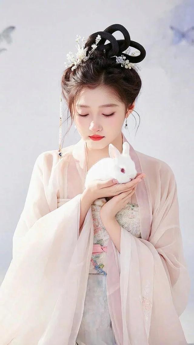 关晓彤，你不知道她有多么美