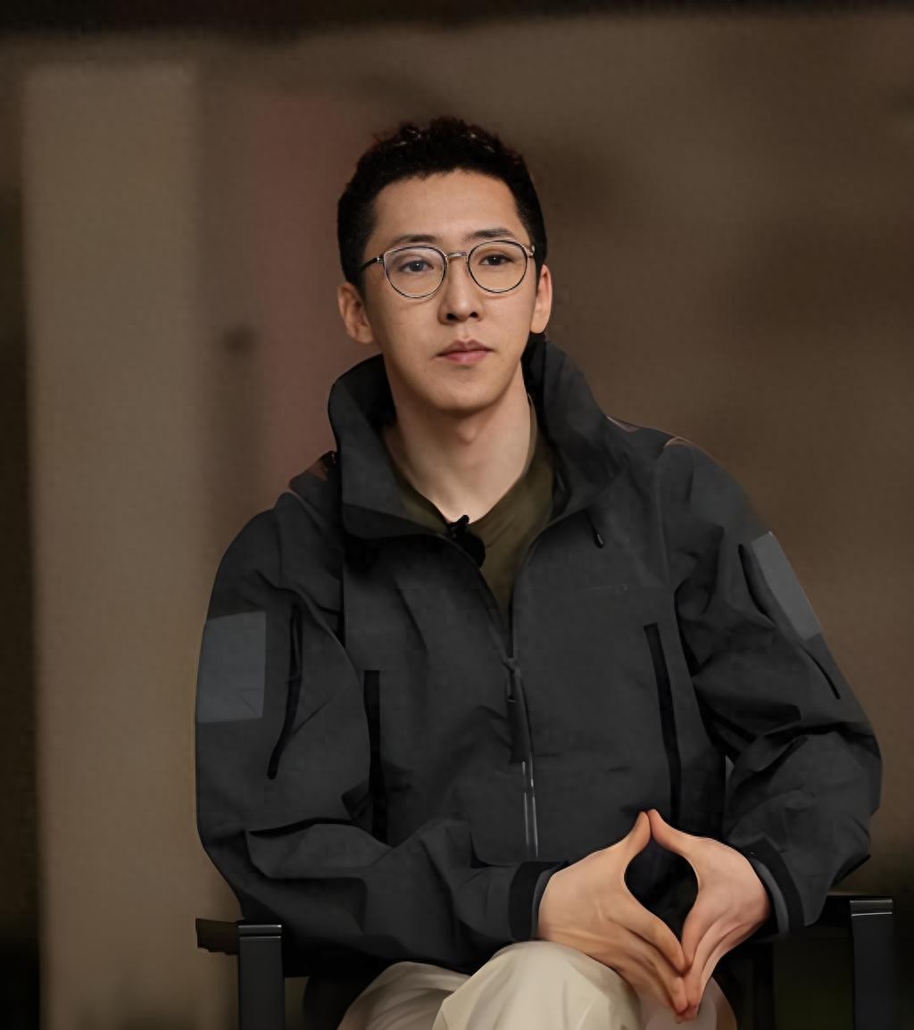 留几手锐评童锦程事件：最高端的猎人往往以猎物的形式出现