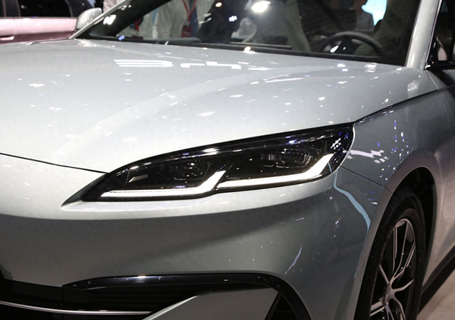 又一B级车跌破“价格底线”！218Ps低至7万，长4米8标配L2级智驾