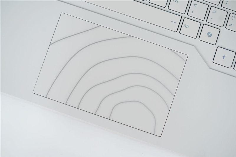 七彩虹MEOW橘寶R16 Pro筆記本評測：性能均衡無短板 210W狂暴釋放