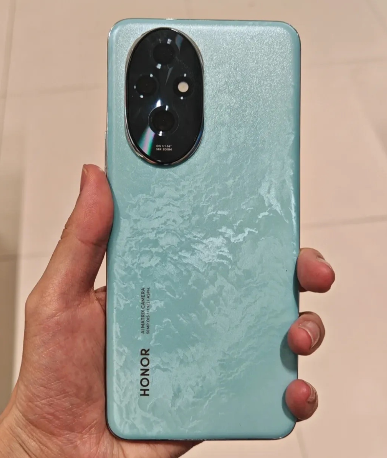 從2999元跌至1439元，512GB+50倍變焦，榮耀拍照手機“五折”清倉