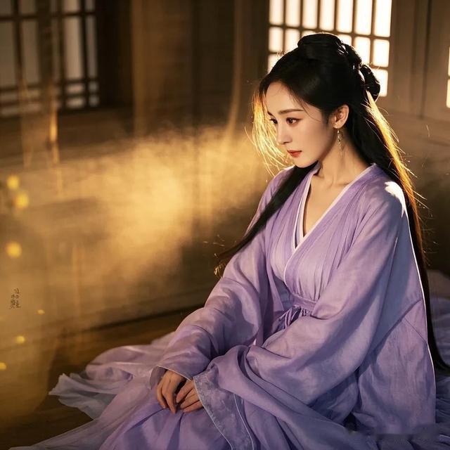 杨幂这状态绝了！淡紫阮烟罗慵懒感拉满，谁看不说一句美！