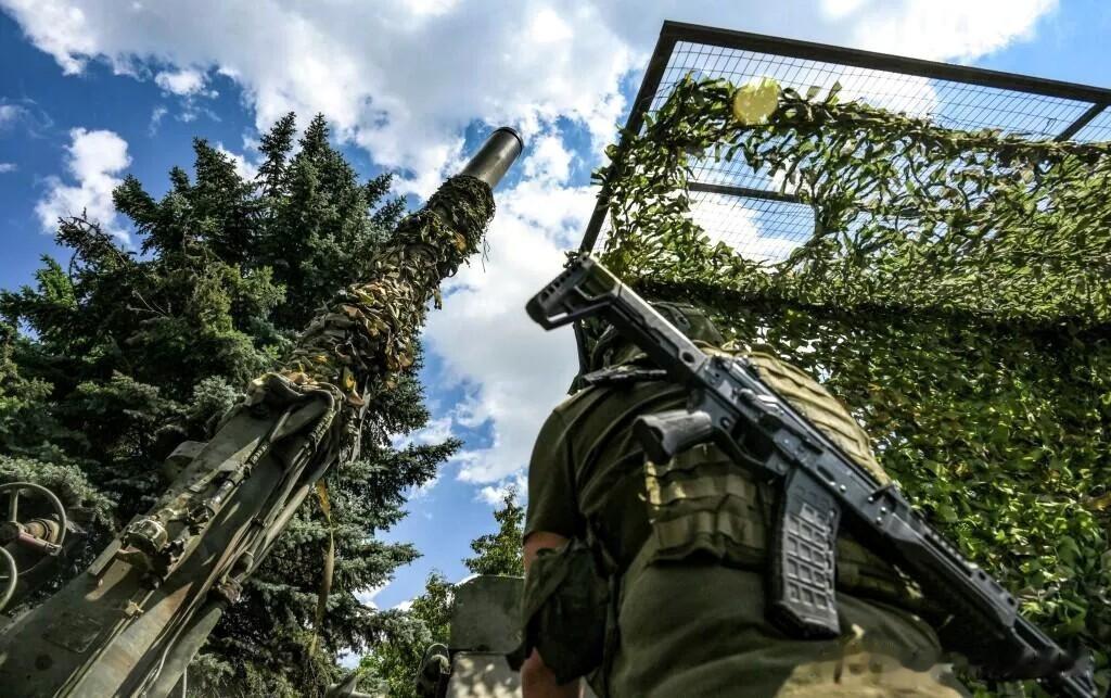 普京官宣“海燕”试射成功！世界独一份核动力导弹，美西方拦不住