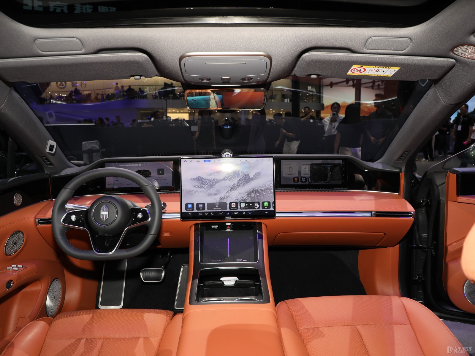 鸿蒙智行首款旅行车即将上市，可选纯电/增程双动力，续航超800Km