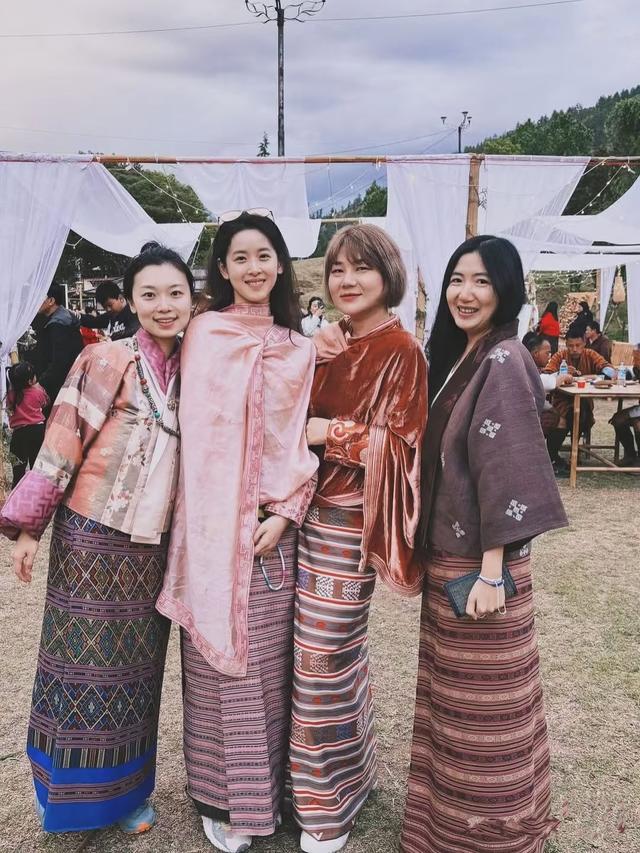 31岁章泽天晒素颜照，无滤镜无美颜无造型，真实颜值曝光