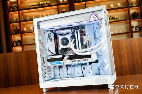 技嘉B850M AORUS ELITE WIFI7 ICE-P图赏