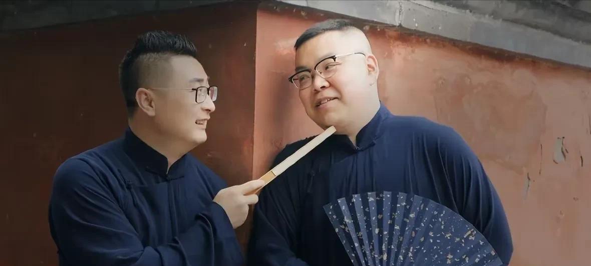 演员修明炎去世,年仅42岁,王世勇的爱徒,一家三口都没了。