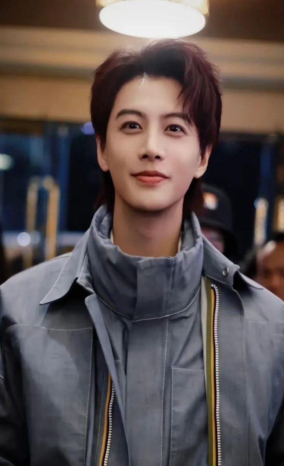 爆款短剧男演员人气排名前二十大换血 曾辉一夜之间掉出前十！