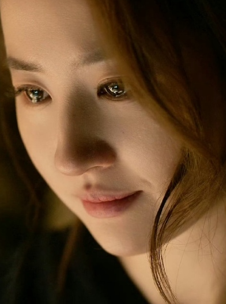 这一次,忍不住出手的官媒,终究没给前后不一的刘亦菲留一丝体面