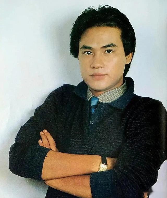 70岁任达华现状，收完麦子又来种玉米，“影帝”农忙季也得回家