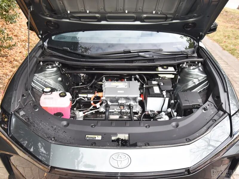 不到10万买丰田纯电！续航616km+比亚迪电池，bZ3智享家性价比拉满了？