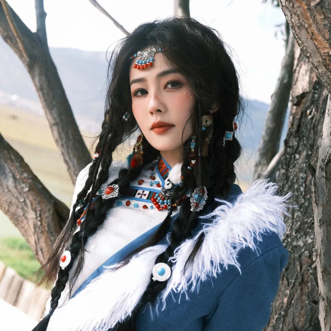 白鹿异域风情照