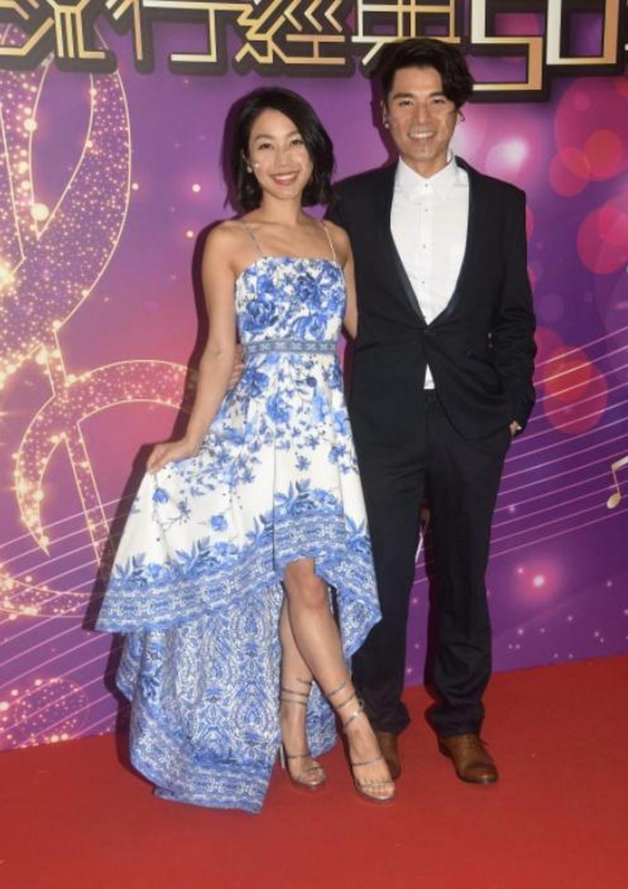 80岁秦沛现状：定居在国外，和日本妻子很恩爱，儿女都是知名歌手