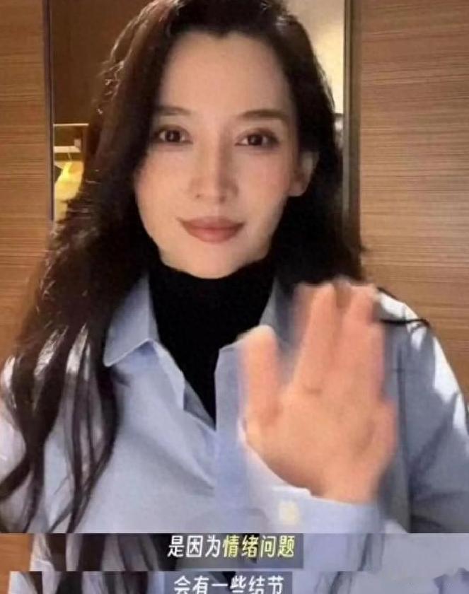 “夺女传闻”刚平息,章子怡9岁女儿的举动,再次为妈妈争光!