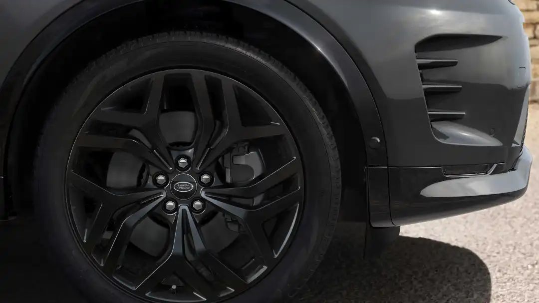 路虎发布全新2026款发现运动