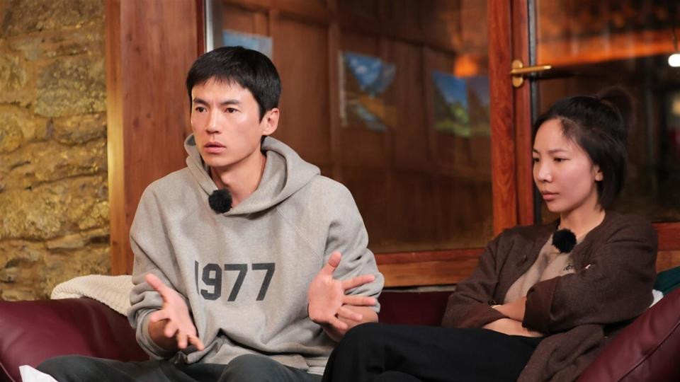 以为离婚了，他俩居然悄悄二胎了！网友：内娱找不出第二对