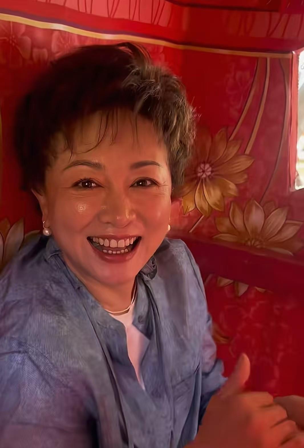 演员涓子的近况：48岁身体发福难以辨认，热爱烹饪且重视家庭