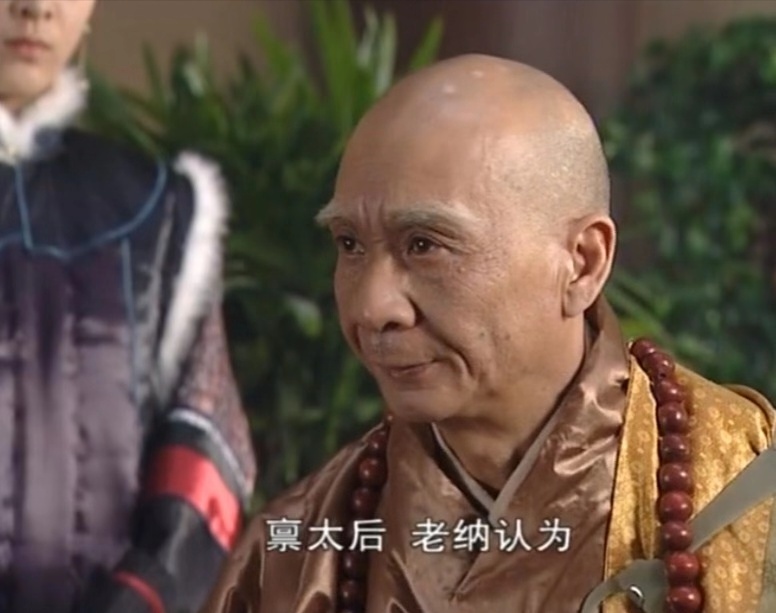 青翼蝠王韦一笑扮演者刘长生元旦尽享天伦之乐，小儿子迎三胎