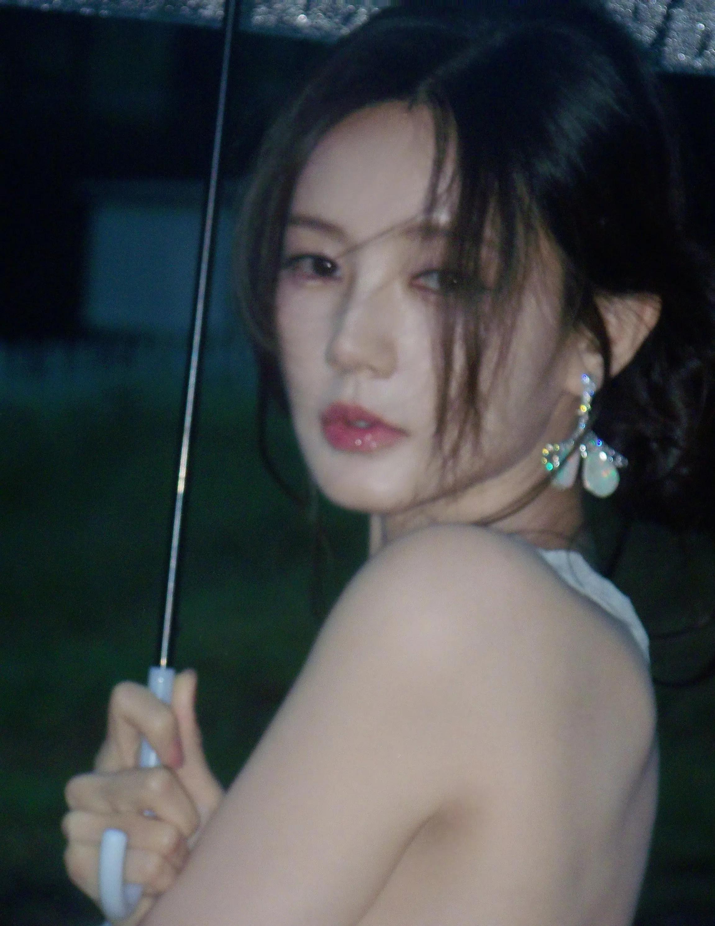 李一桐新物料，写真美图