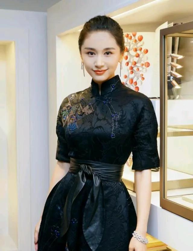 100位女星旗袍美图欣赏