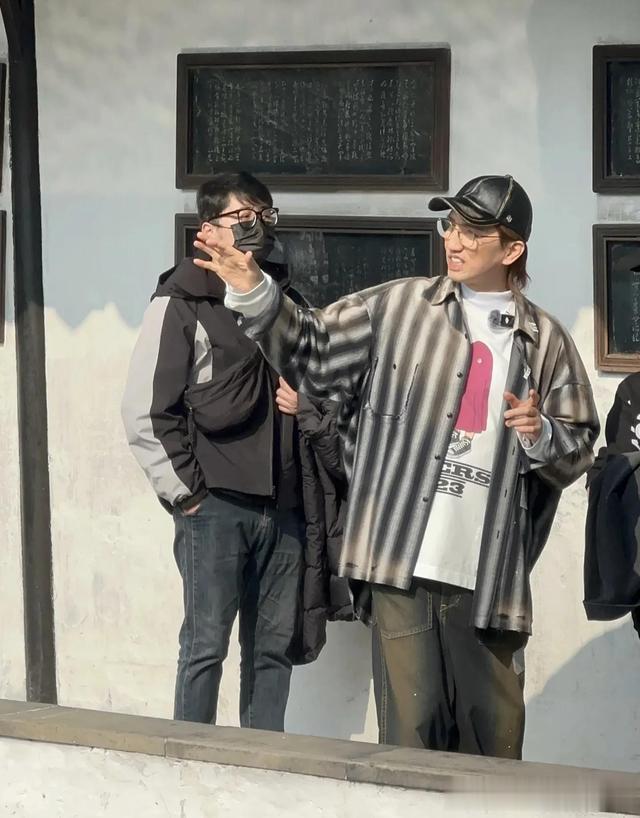 58岁林志炫近照曝光！面容苍老瘦到脱相，脸部胶原蛋白流失太沧桑