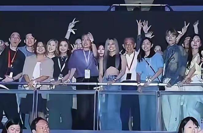 有其父必有其子？谢霆锋的偏心已暴露无疑，孩子终究成为牺牲品