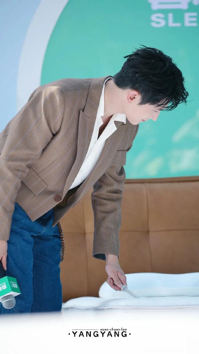 少年感十足的国民偶像洗牌，白敬亭9檀健次8吴磊7王一博6成毅第2