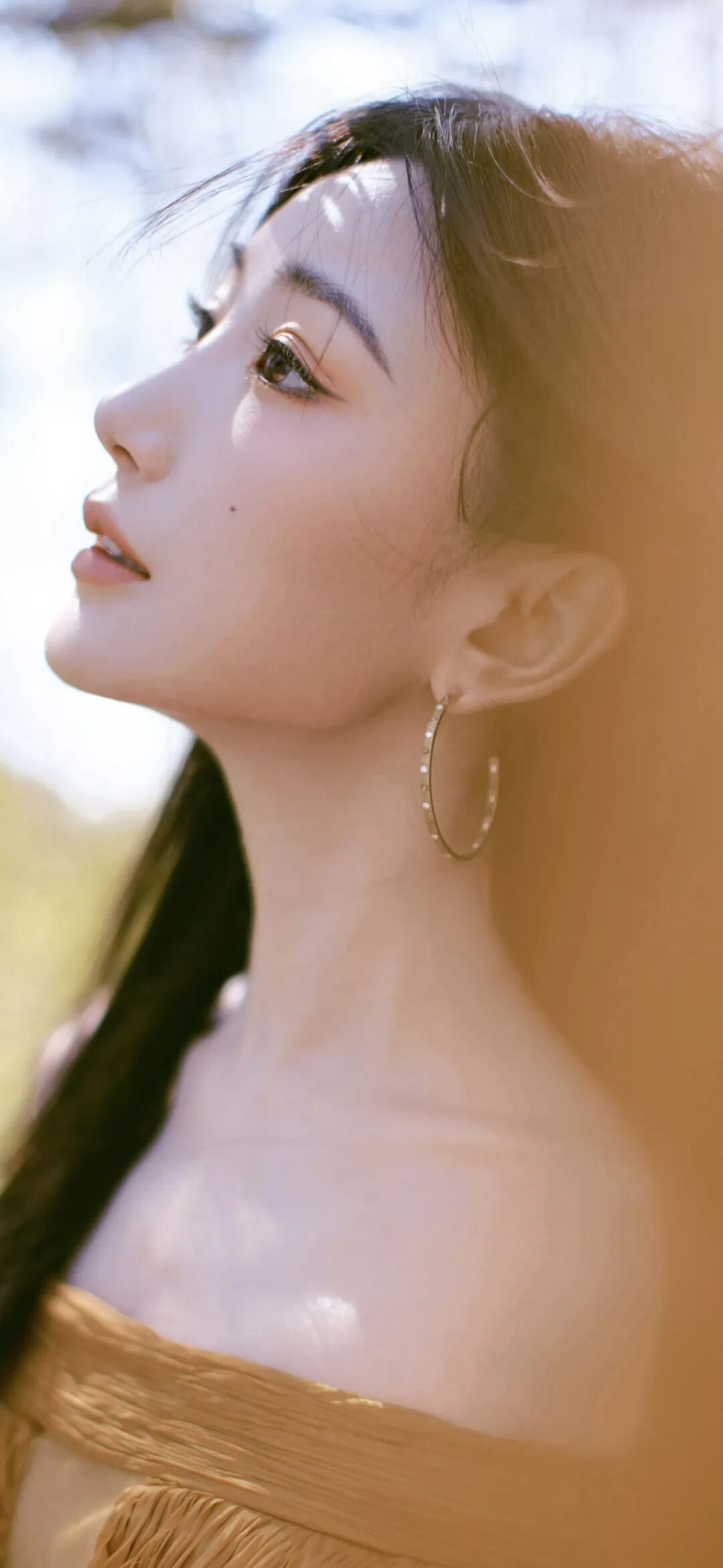 毛晓彤的优雅魅力